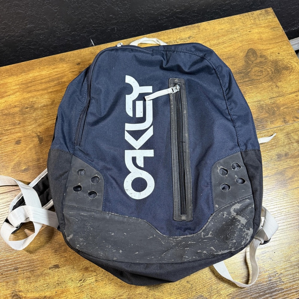 Oakley Vertical Logo CA 35460 Navy Blue Polyester PU‎ Backpack Mens OS